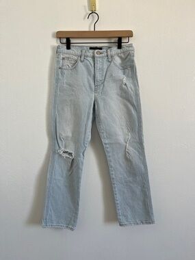 Lucky Brand Light Wash Straight Leg Jeans with Distressed Knees